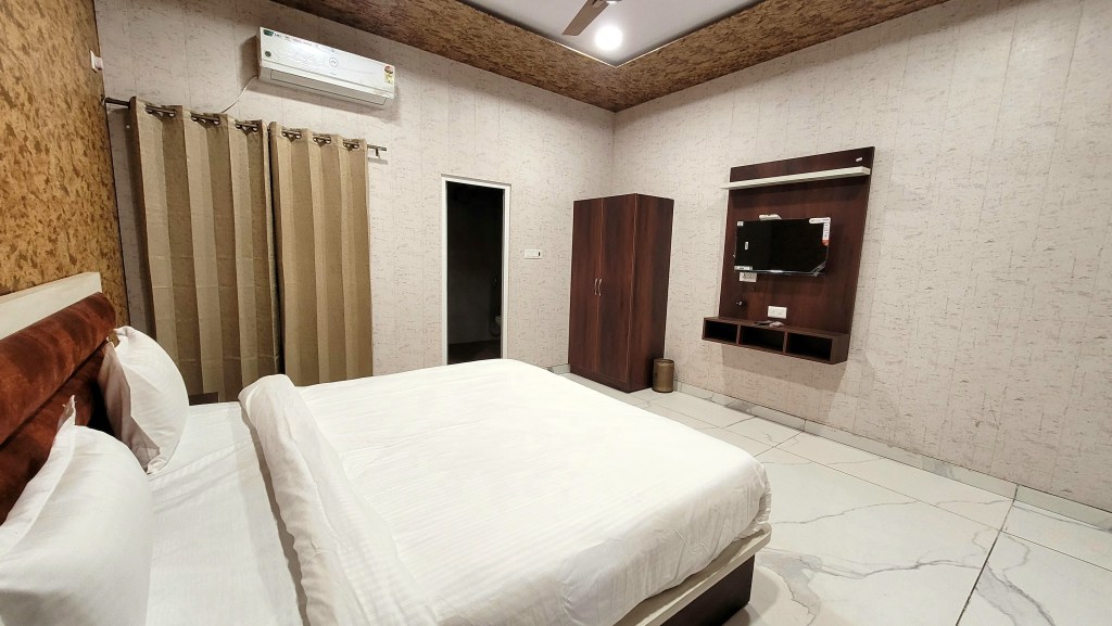 Hotel Classic In Rishikesh