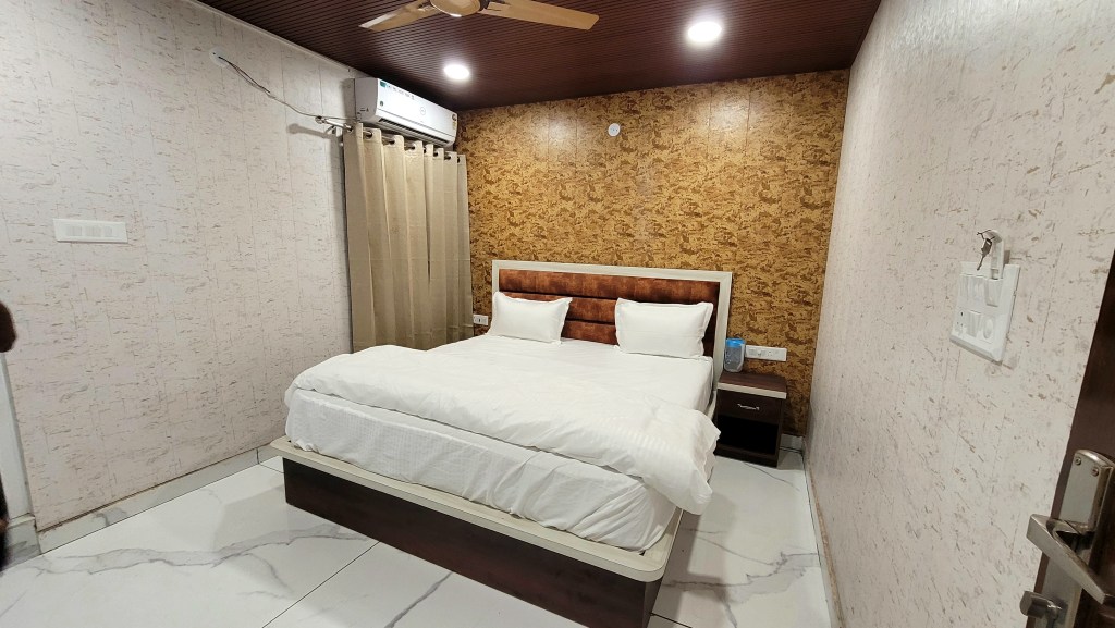 Hotel Classic In Rishikesh