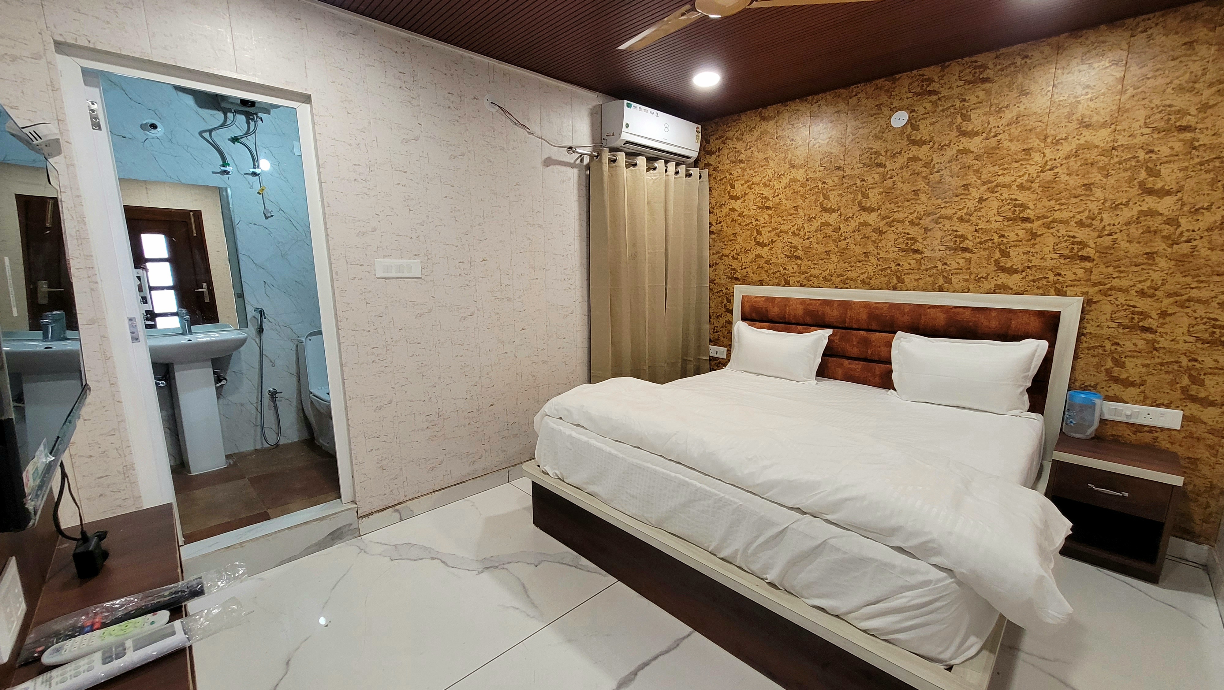 Hotel Classic In Rishikesh